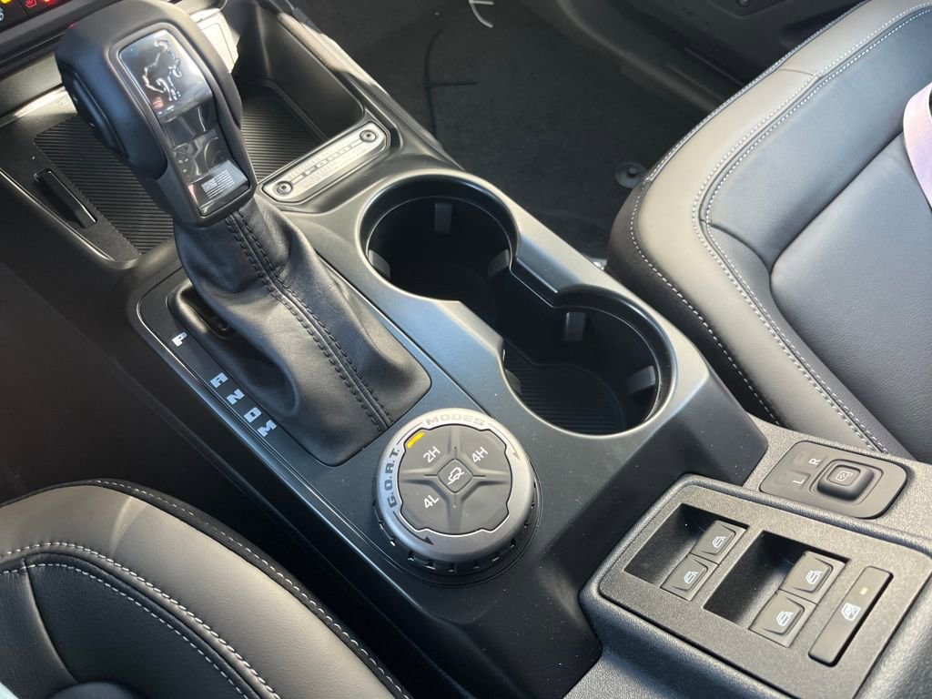 New 2025 Ford Bronco Outer Banks image 11
