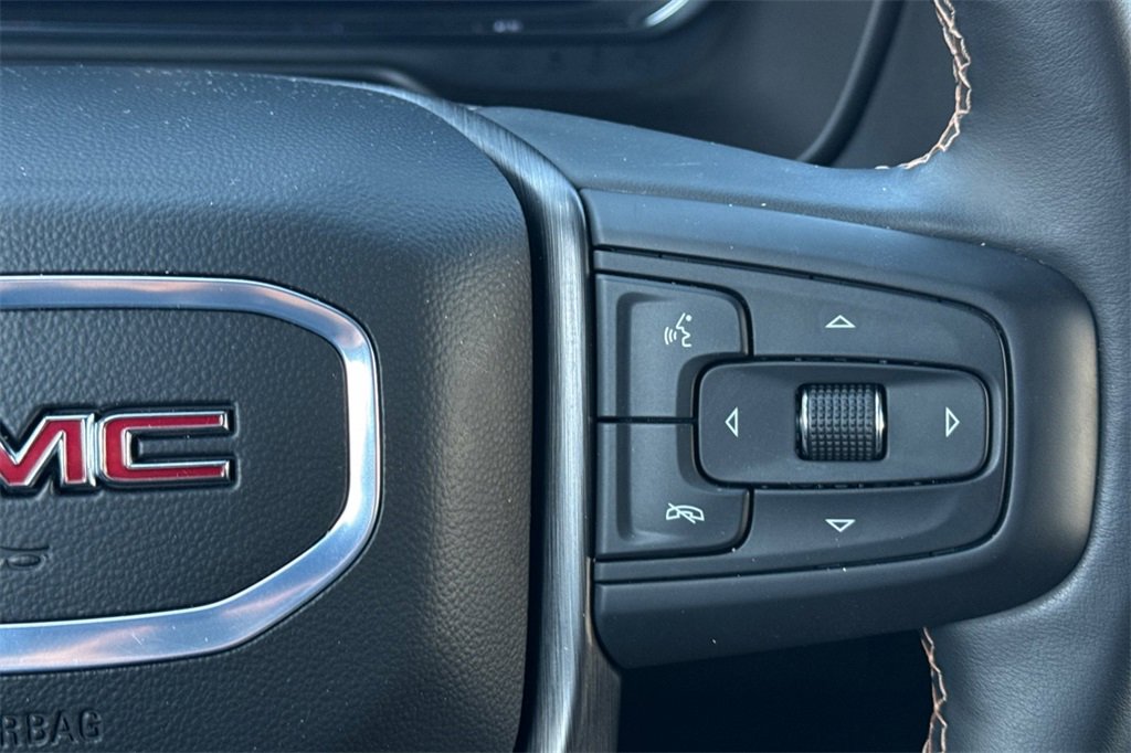 Certified 2024 GMC Yukon XL AT4 image 31