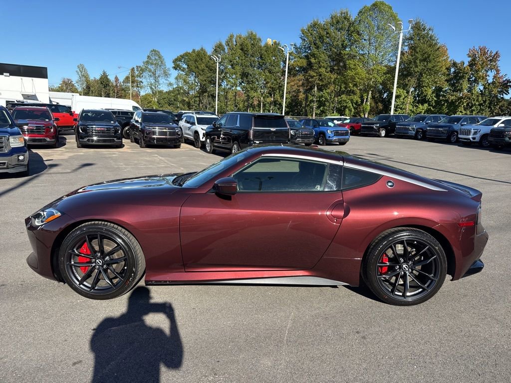 Used 2025 Nissan Z Performance w/ Floor Mat Package image 2