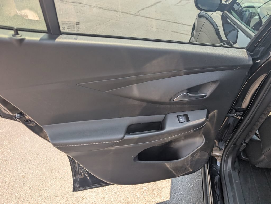 Used 2025 Buick Envista Avenir FWD image 10