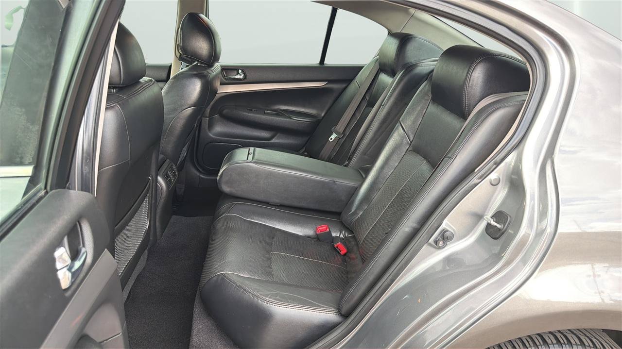 Used 2011 INFINITI G25 x w/ Moonroof Pkg AWD/4WD image 19