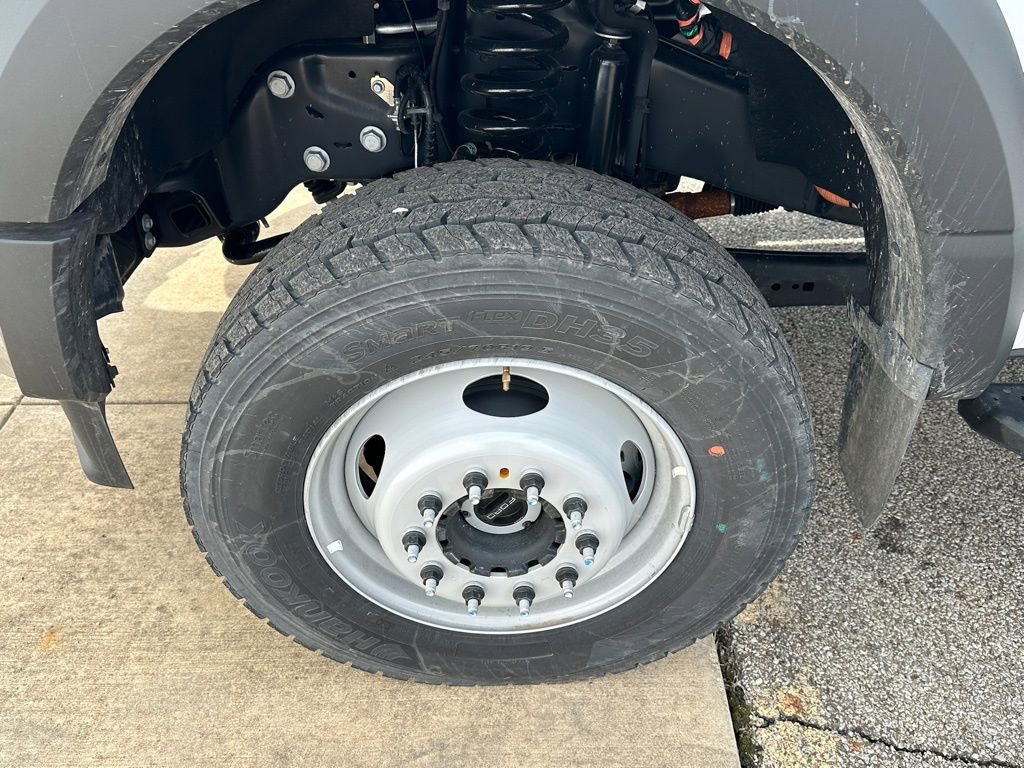 New 2025 Ford F600 4x4 Regular Cab Super Duty w/ XL Chrome Package image 6