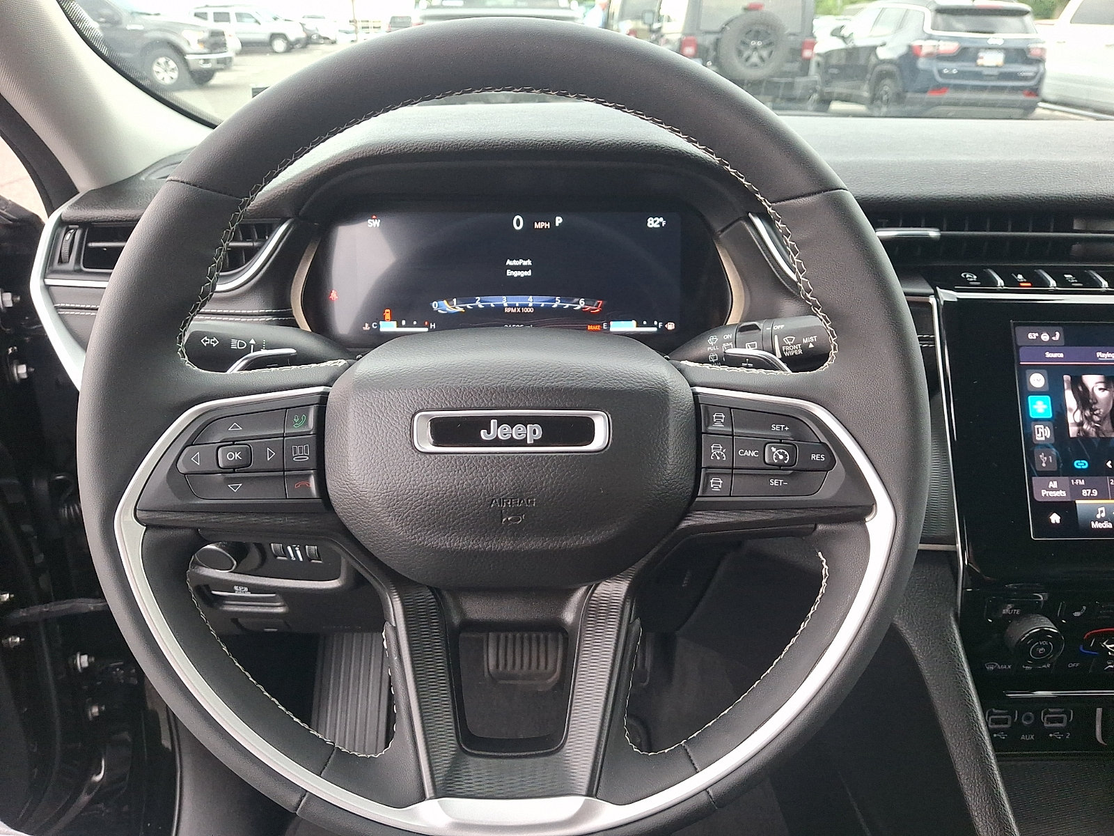 Used 2023 Jeep Grand Cherokee L Laredo w/ Luxury Tech Group I AWD/4WD image 19
