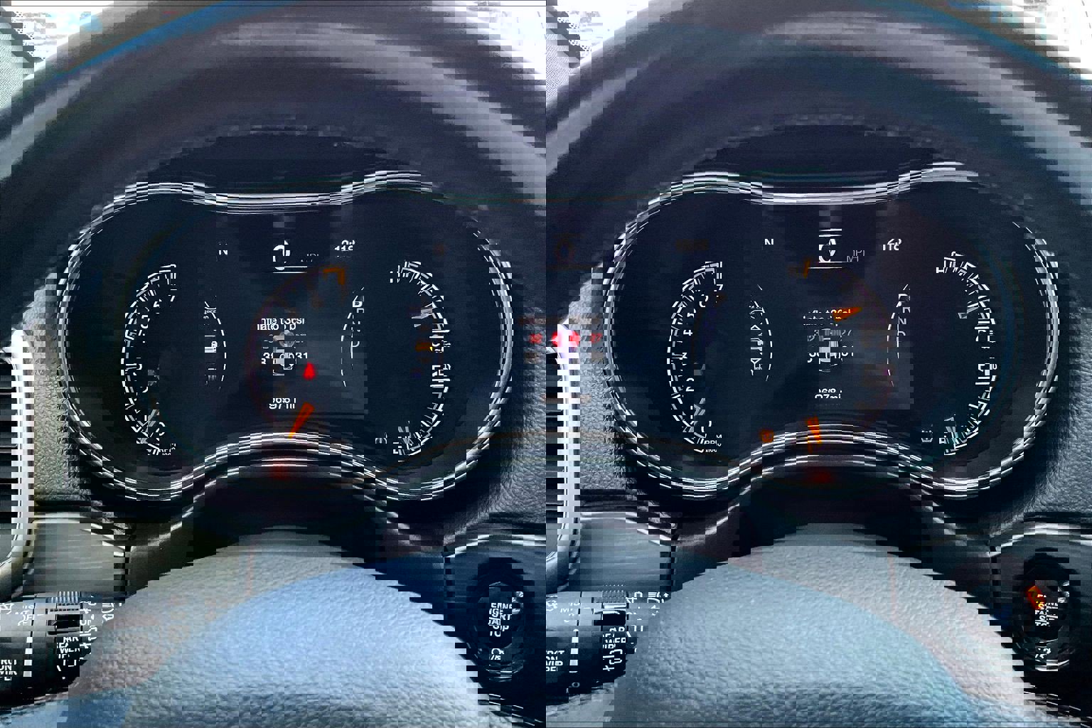 Used 2020 Jeep Grand Cherokee Limited image 13