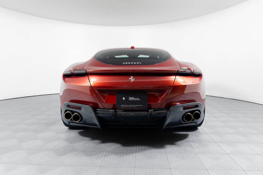 Certified 2022 Ferrari Roma image 25