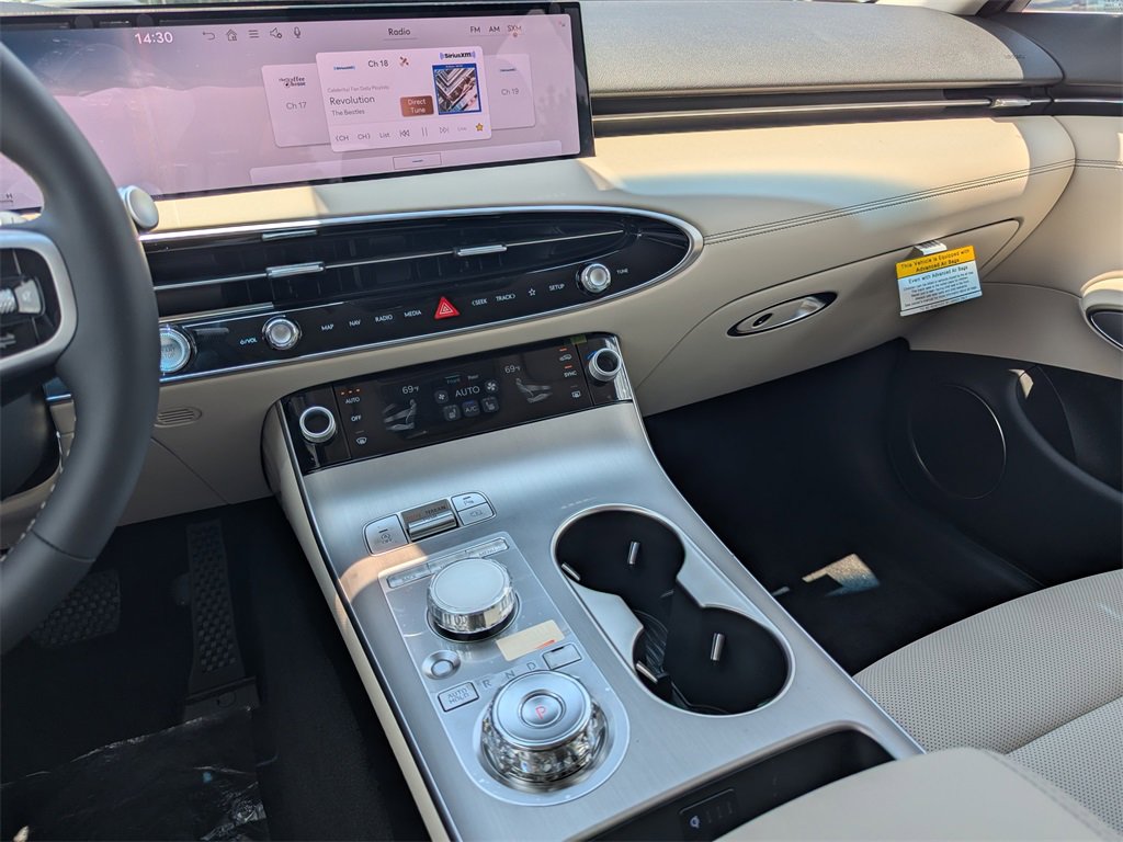 New 2026 Genesis GV70 2.5T Select image 19