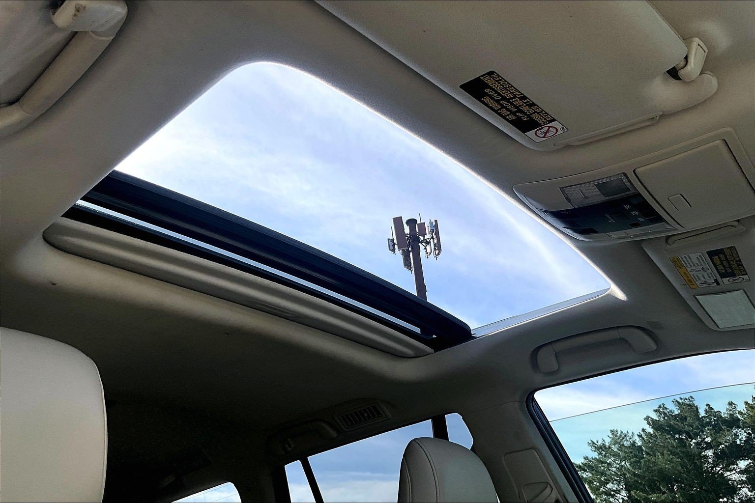 Used 2019 Lexus GX 460 Premium w/ Premium Package AWD/4WD image 14