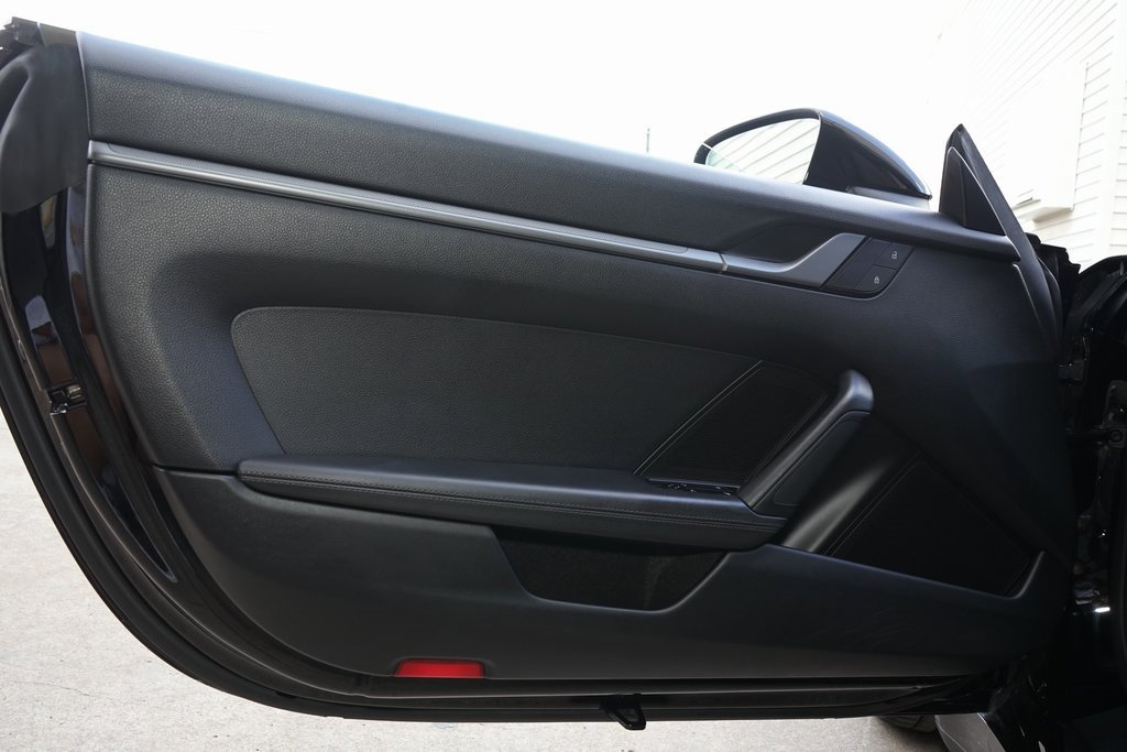 Used 2022 Porsche 911 Carrera image 21