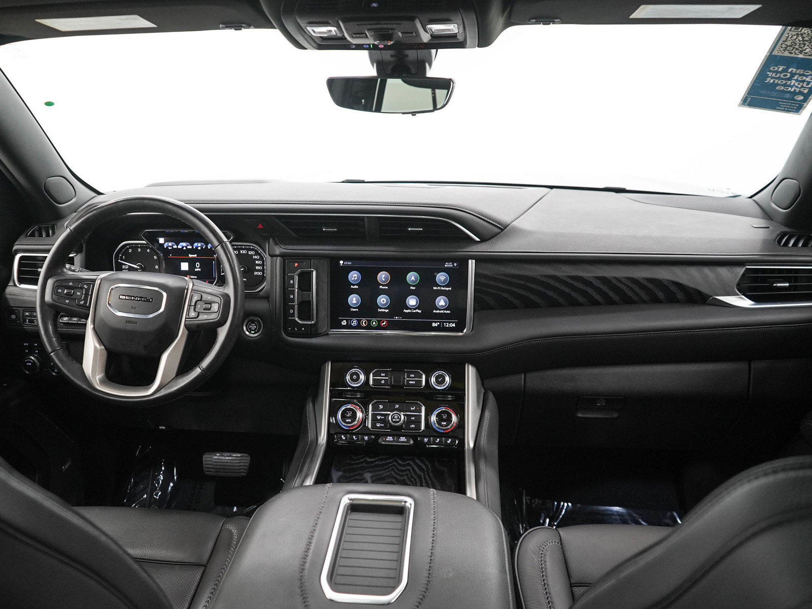 Used 2021 GMC Yukon Denali w/ Denali Premium Package AWD/4WD image 13