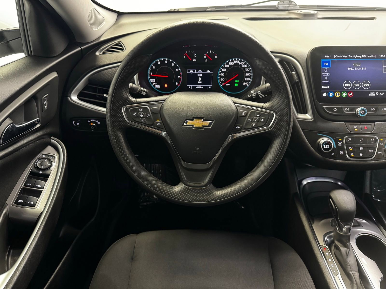 Used 2023 Chevrolet Malibu LT FWD image 14