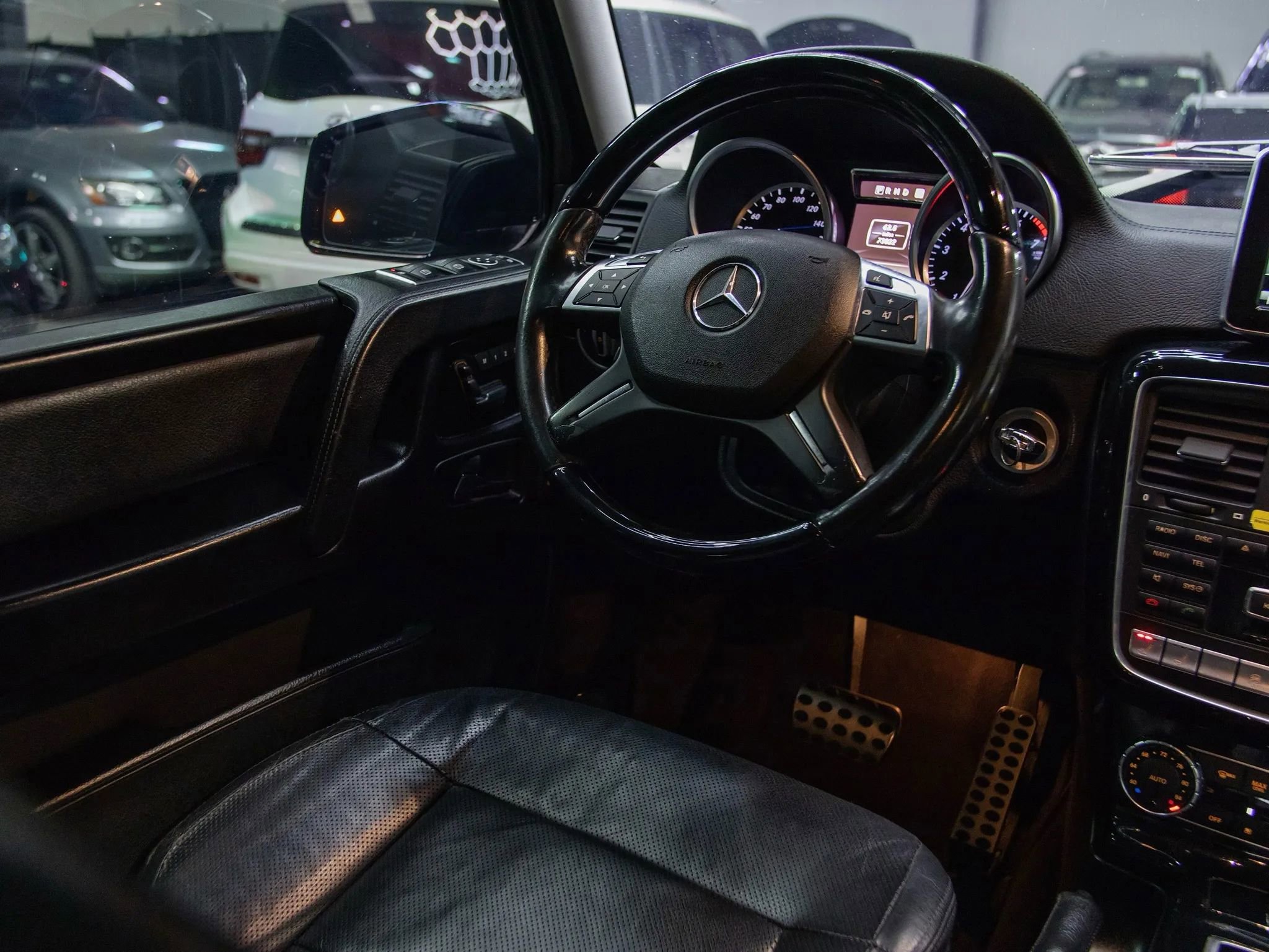 Used 2015 Mercedes-Benz G 550 image 34