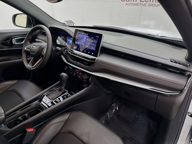 Used 2024 Jeep Compass Trailhawk image 27