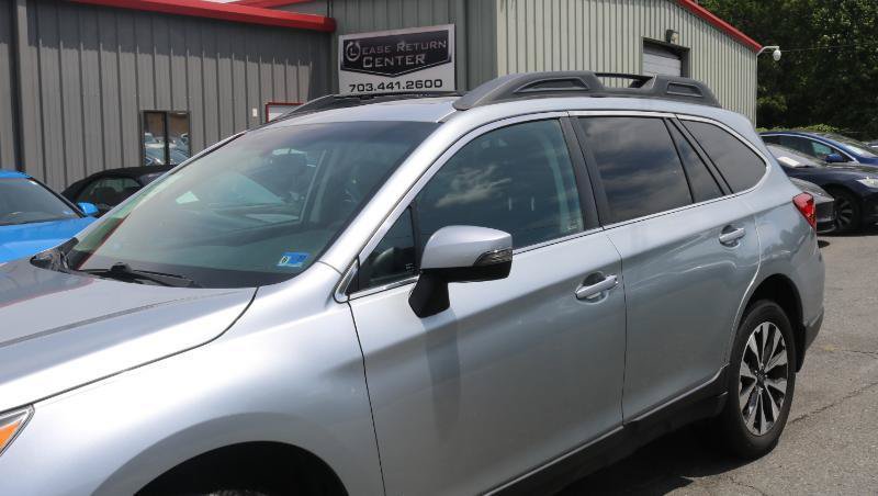 Used 2017 Subaru Outback 3.6R Limited AWD/4WD image 3