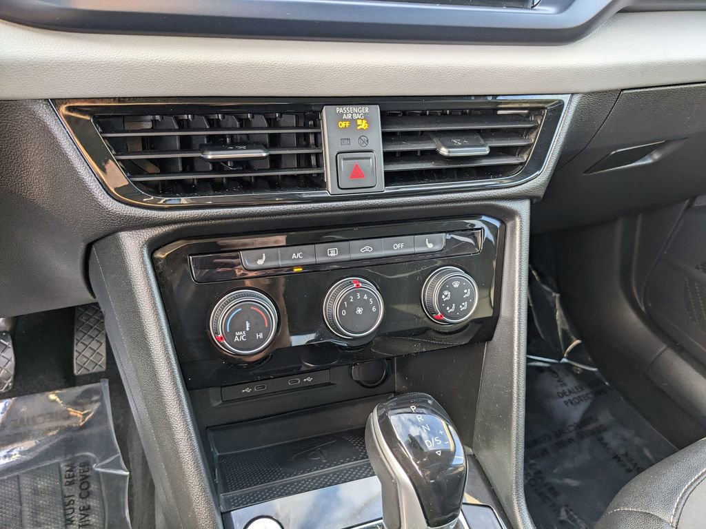 Used 2023 Volkswagen Taos SE image 21