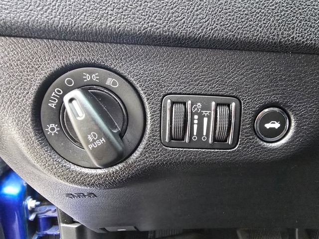Used 2022 Dodge Charger SXT w/ Driver Convenience Group AWD/4WD image 11
