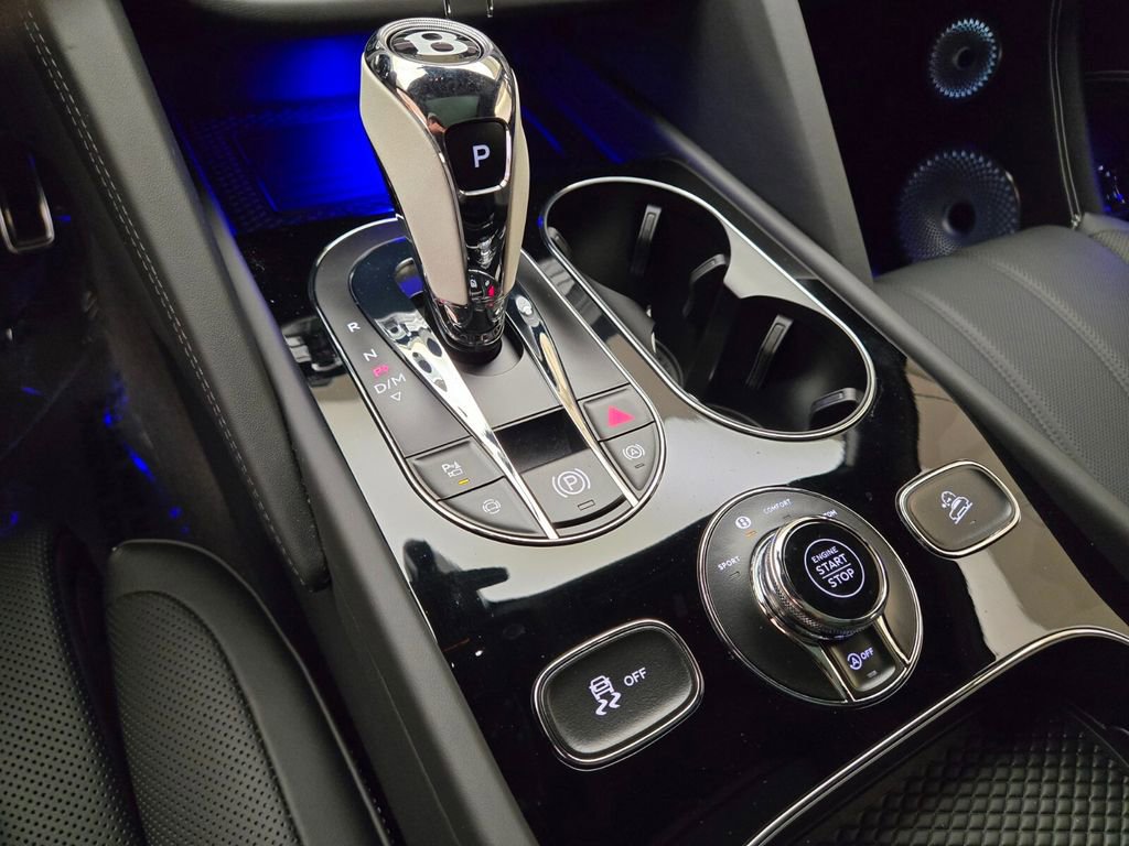 New 2025 Bentley Bentayga AWD/4WD image 36