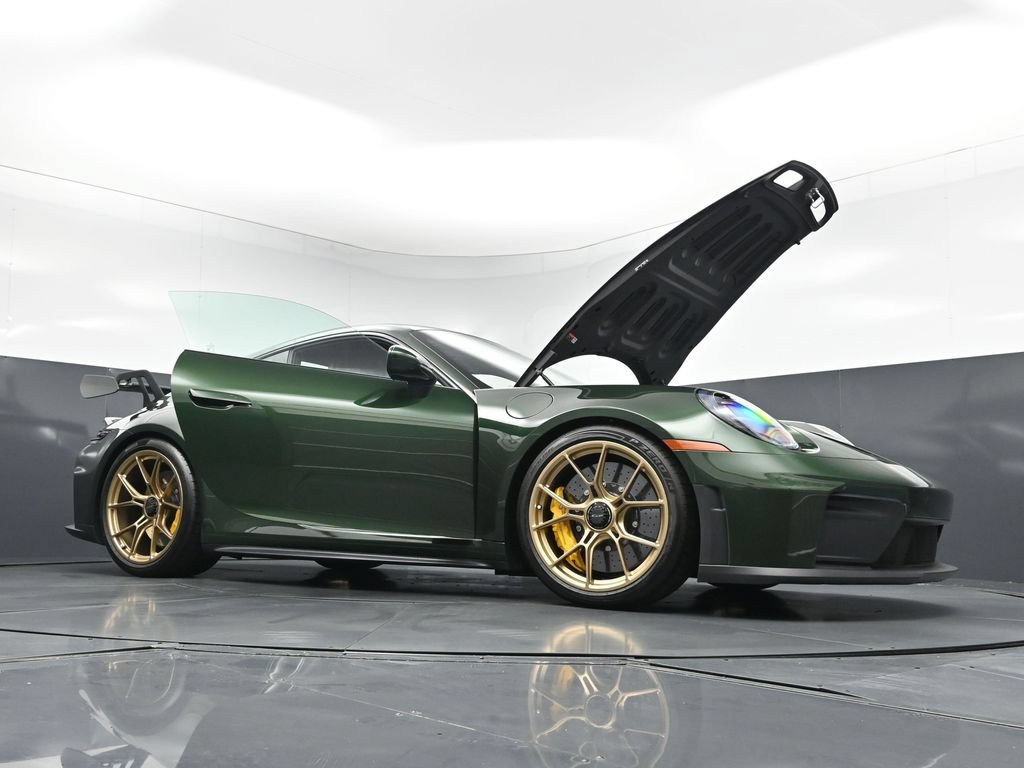 Certified 2026 Porsche 911 GT3 w/ Chrono Package RWD image 34