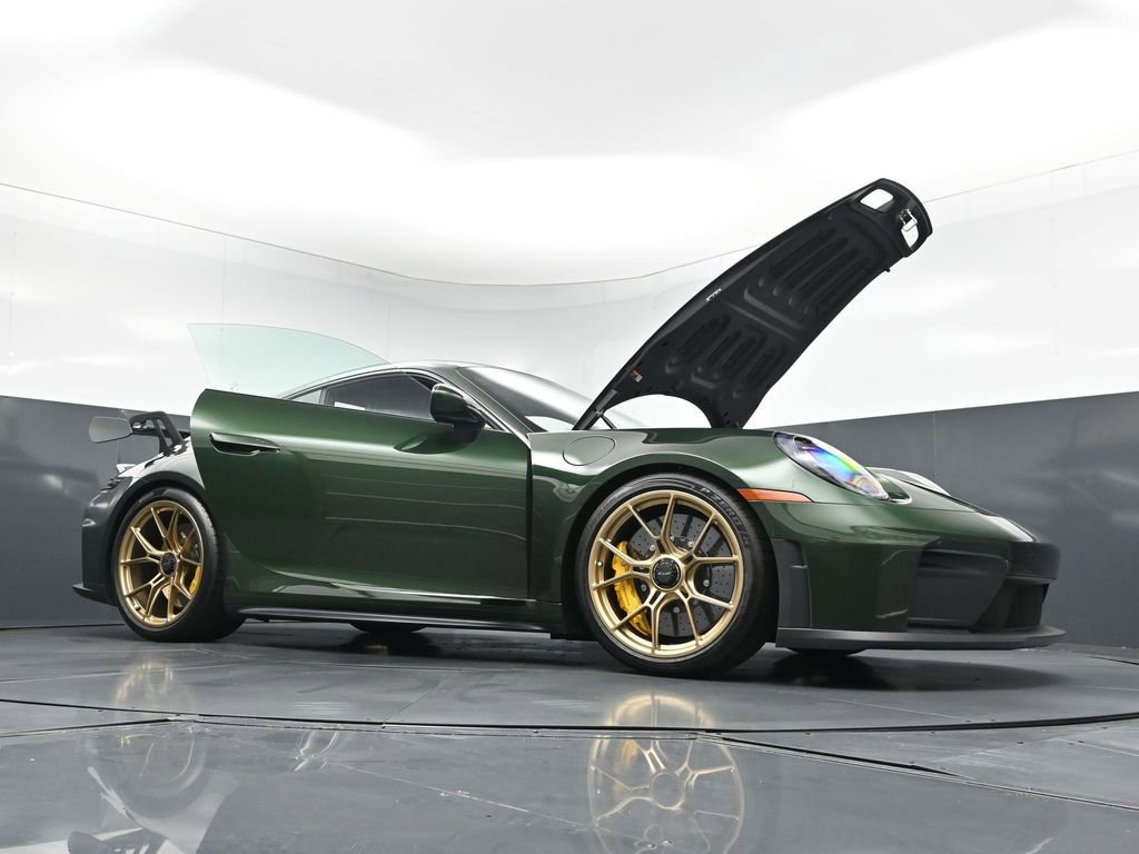 Certified 2026 Porsche 911 GT3 w/ Chrono Package RWD image 34