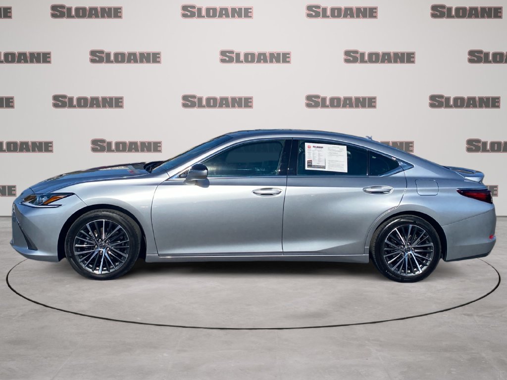 Used 2023 Lexus ES 350 w/ Premium Package FWD image 2
