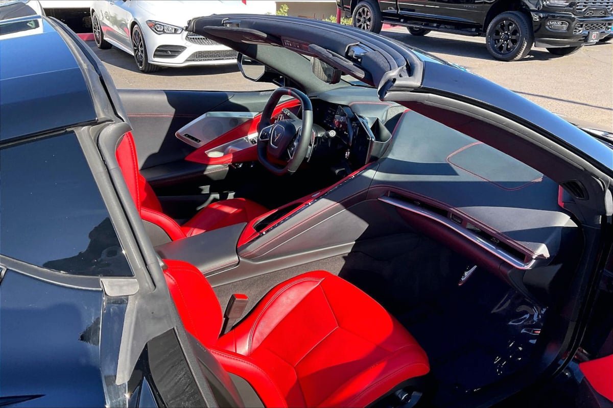 Used 2024 Chevrolet Corvette Stingray Preferred Cpe w/ 2LT RWD image 20
