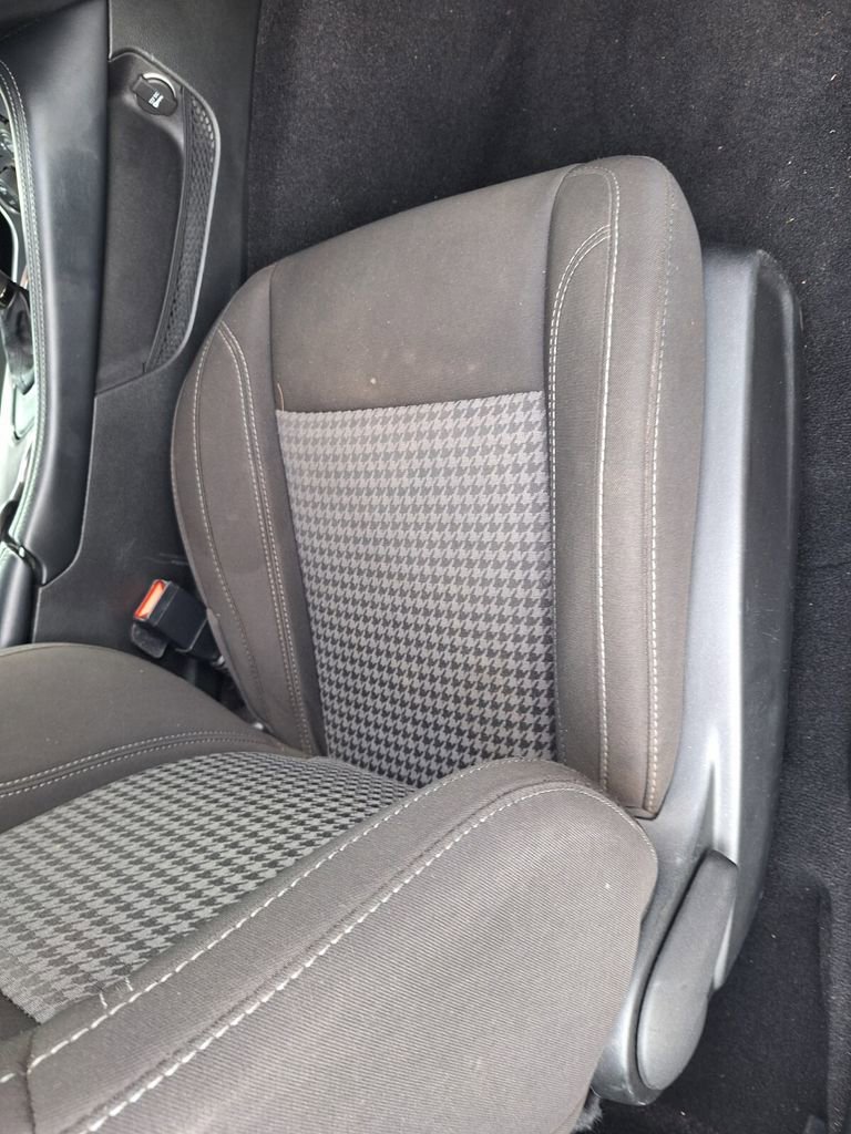 Used 2021 Dodge Challenger SXT w/ Driver Convenience Group image 24