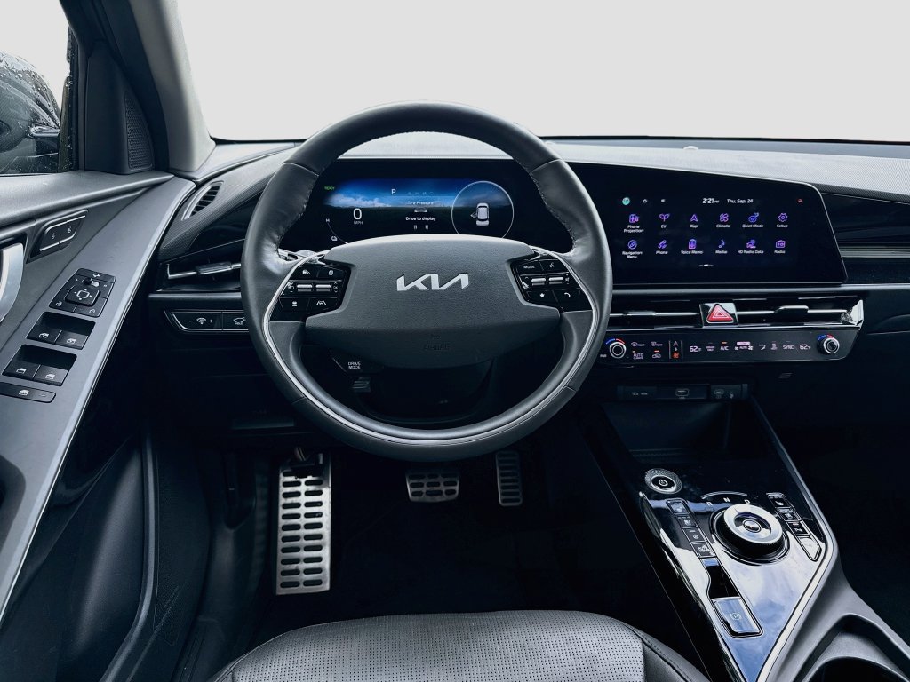 Used 2023 Kia Niro Wave w/ Wave Preserve Package FWD image 25
