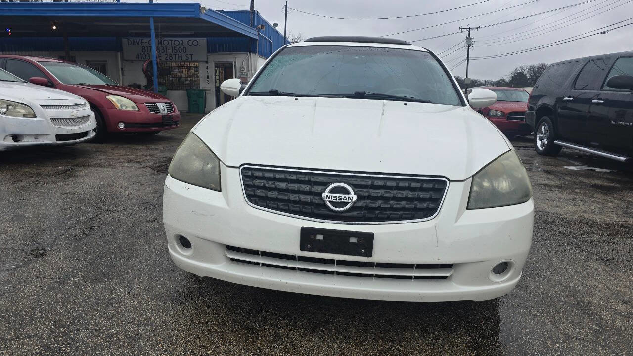 Used 2005 Nissan Altima 3.5 SL FWD image 4