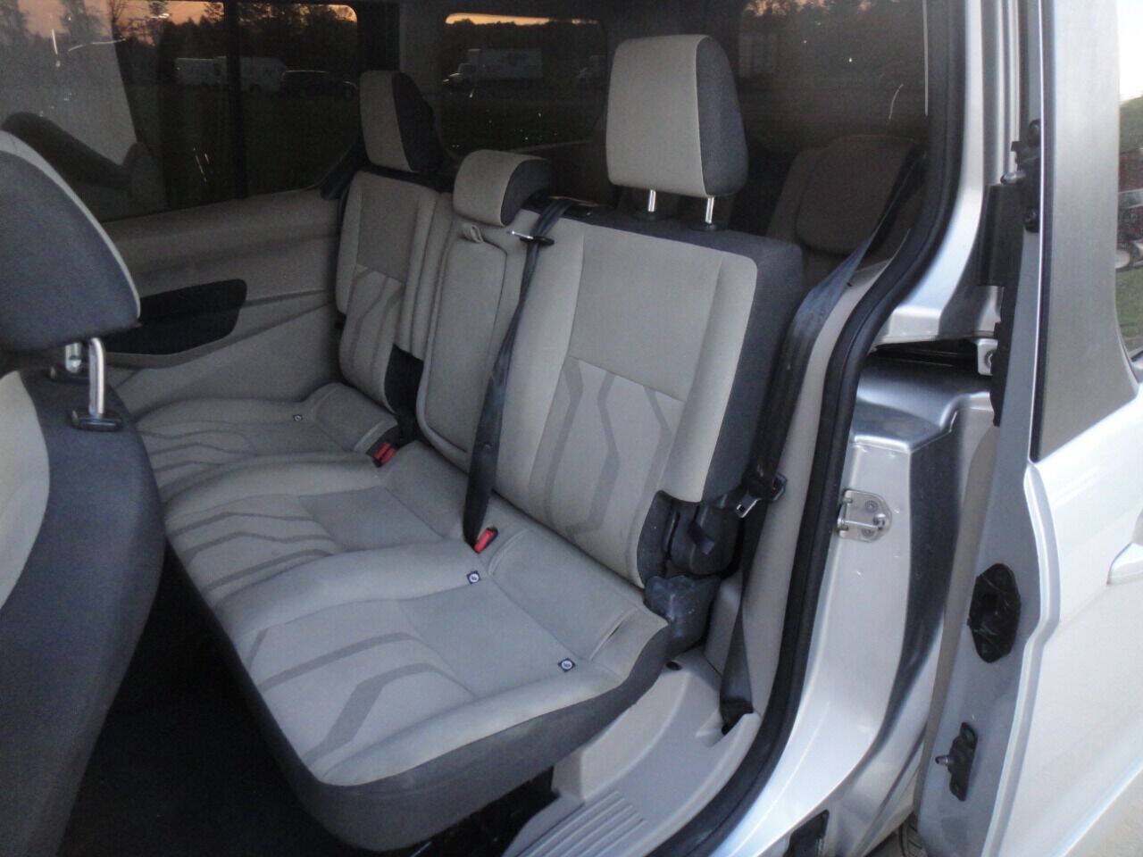 Used 2015 Ford Transit Connect XLT FWD image 16