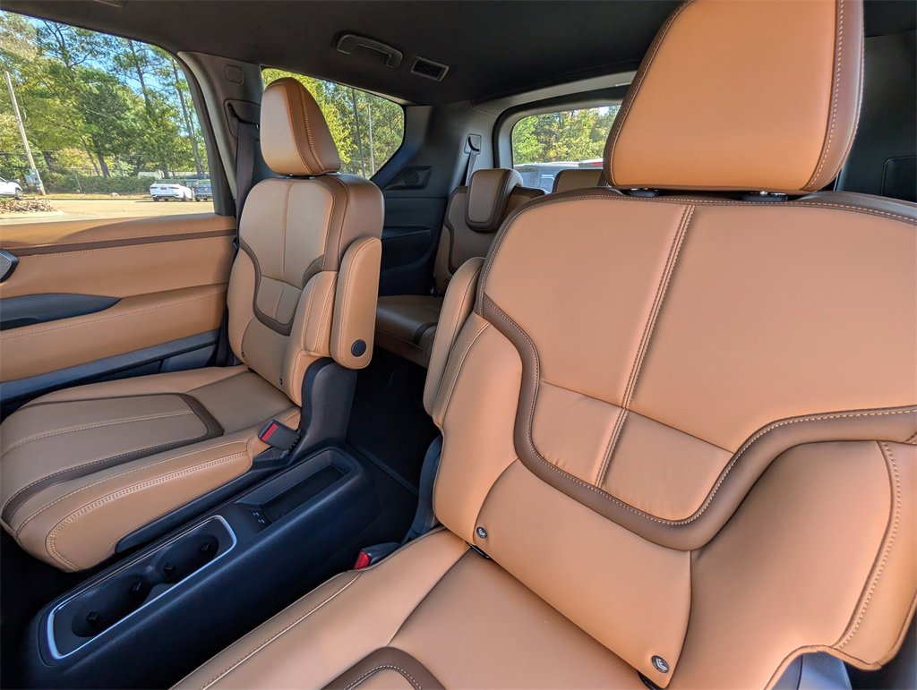 New 2026 Nissan Armada SL w/ Captain's Chari Seat Package image 20