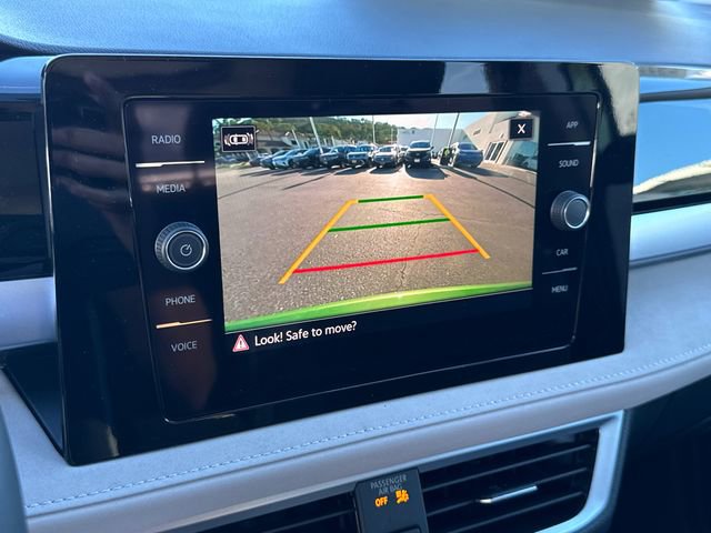 New 2025 Volkswagen Taos SE image 39