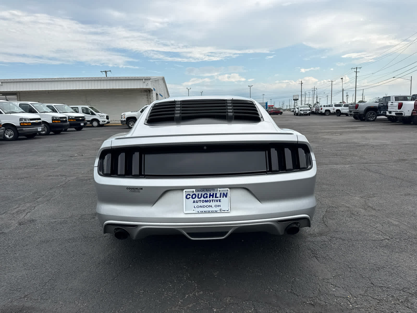 Used 2015 Ford Mustang Coupe w/ Wheel & Stripe Package RWD image 4
