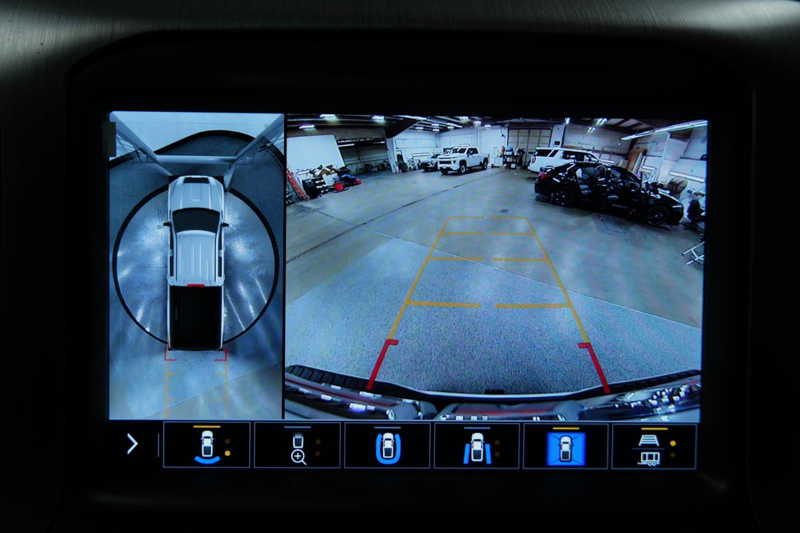 Used 2022 GMC Sierra 2500 Denali w/ Denali Ultimate Package image 34