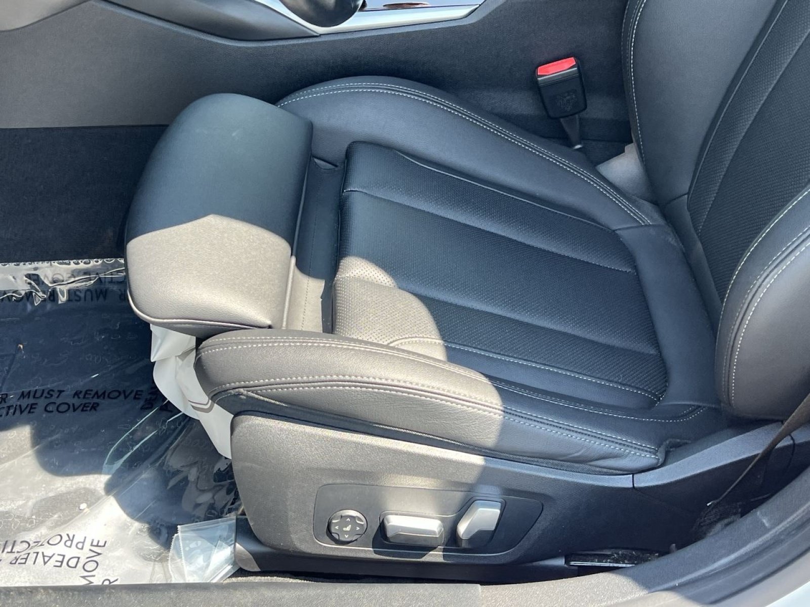 Used 2023 BMW i4 eDrive40 w/ Premium Package RWD image 11