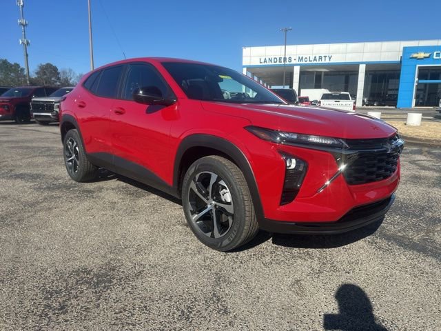 New 2026 Chevrolet Trax RS w/ Sunroof Package FWD image 1