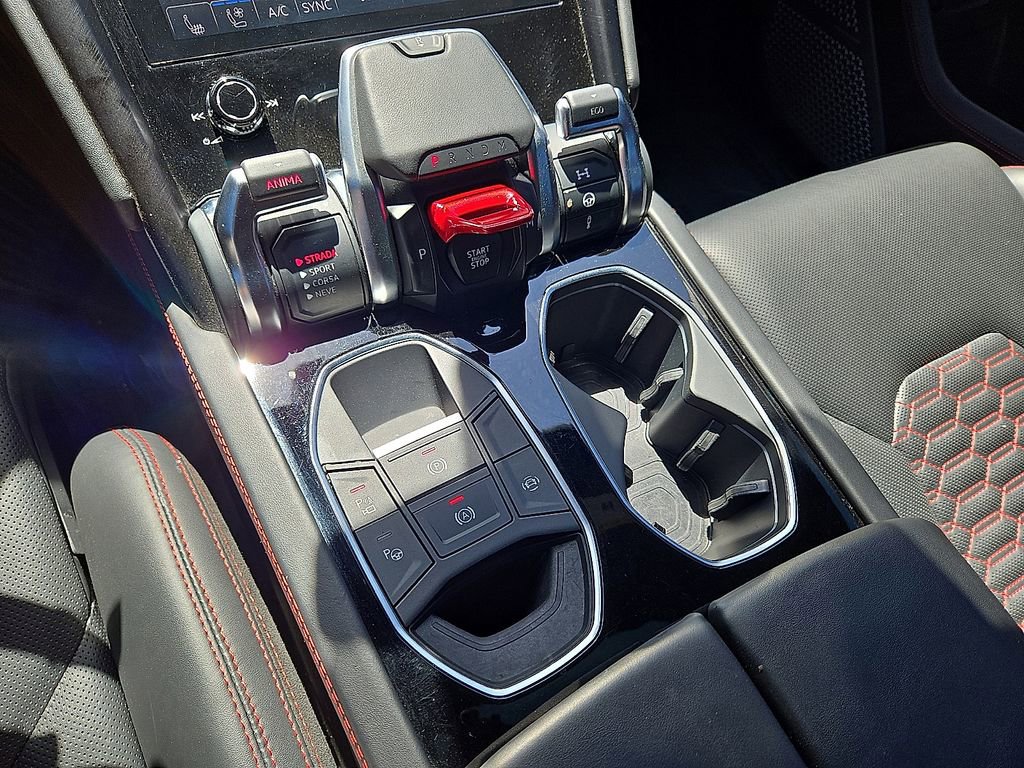 Used 2024 Lamborghini Urus S image 31