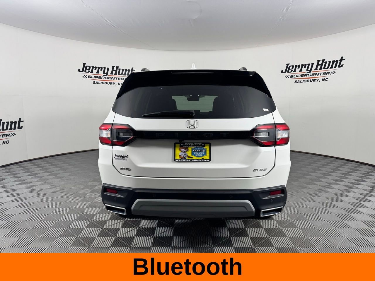 Used 2025 Honda Pilot Elite image 8