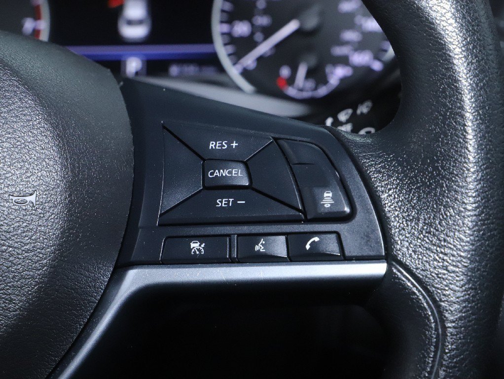 Certified 2023 Nissan Sentra SV FWD image 24