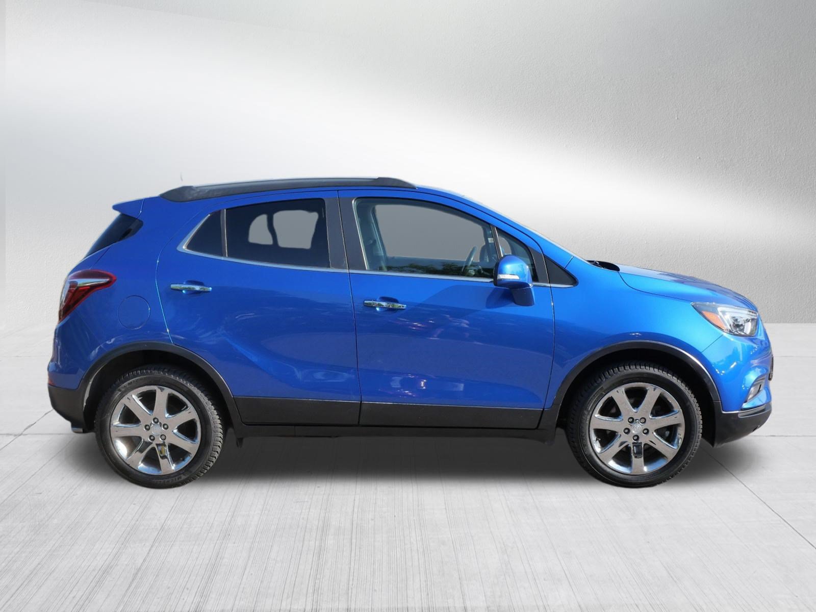 Used 2017 Buick Encore Essence w/ Experience Buick Package AWD/4WD image 8
