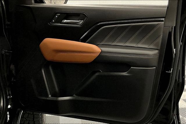 Used 2023 GMC Canyon AT4 w/ AT4 Premium Package image 22