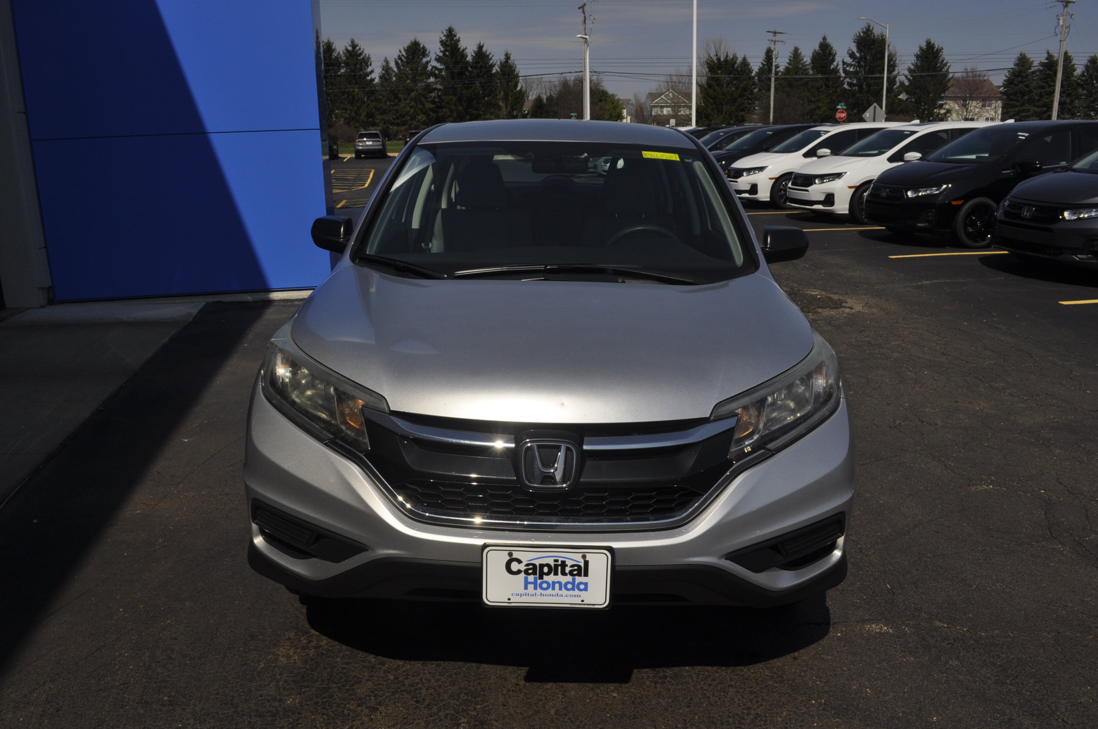 Used 2015 Honda CR-V LX image 2