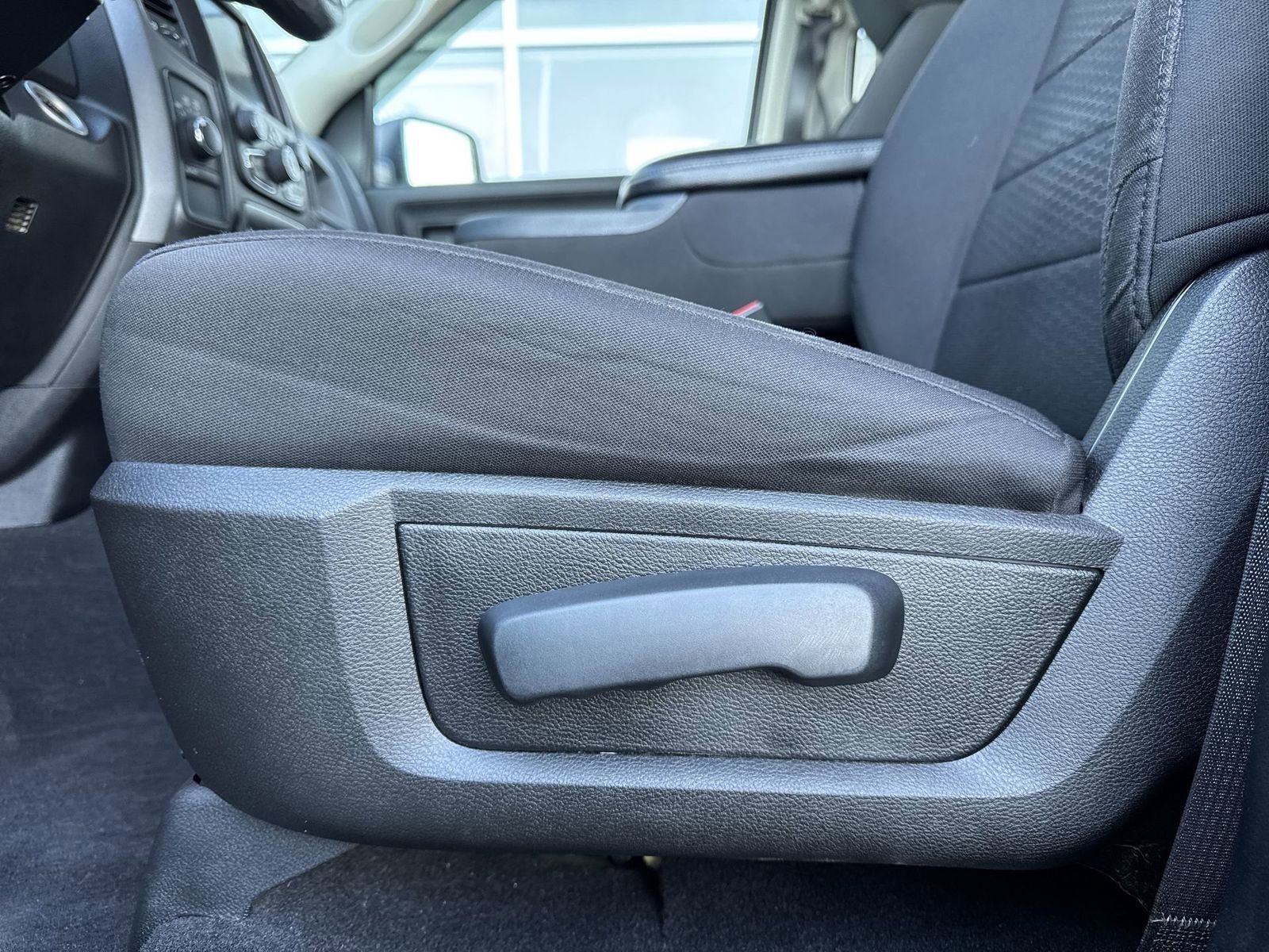 Used 2019 RAM 1500 Express w/ Wheel & Sound Group image 3