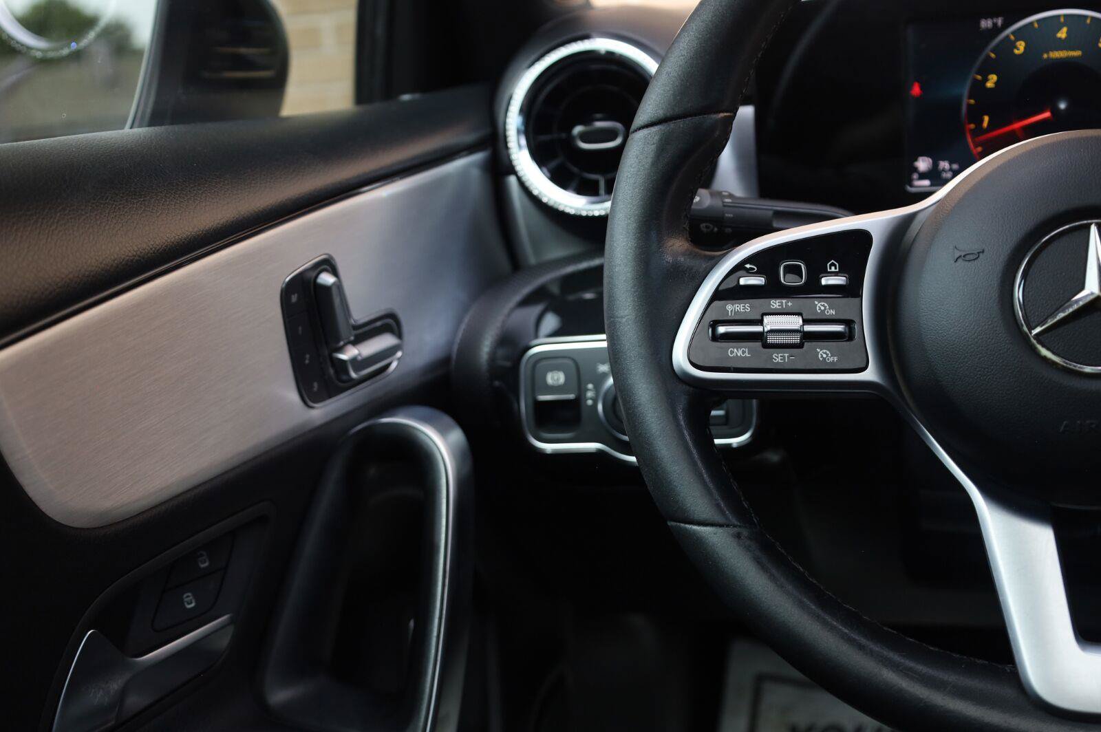 Used 2019 Mercedes-Benz A 220 image 31