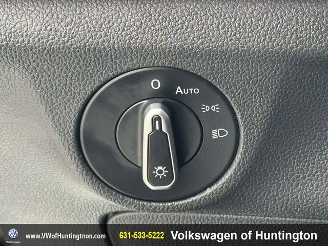 Certified 2021 Volkswagen Jetta SEL image 19