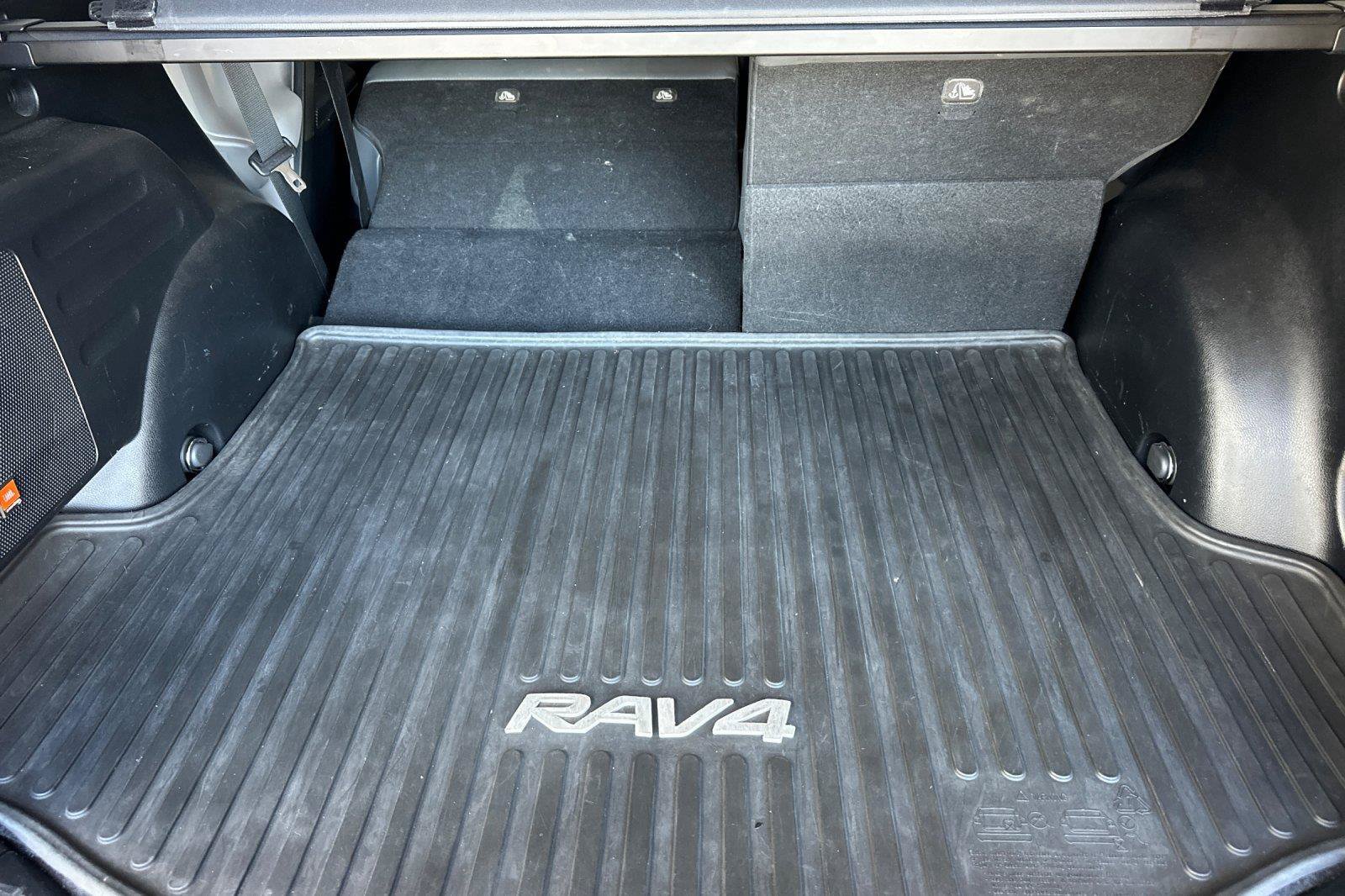 Used 2013 Toyota RAV4 Limited AWD/4WD image 14