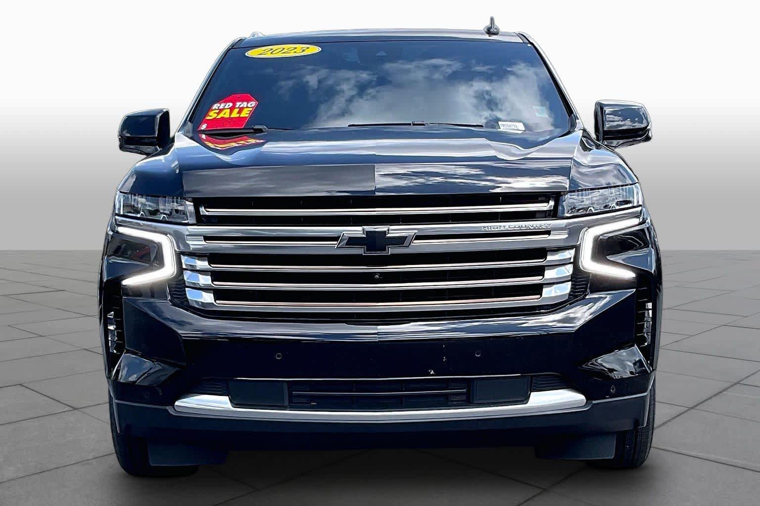 Used 2023 Chevrolet Tahoe High Country AWD/4WD image 4