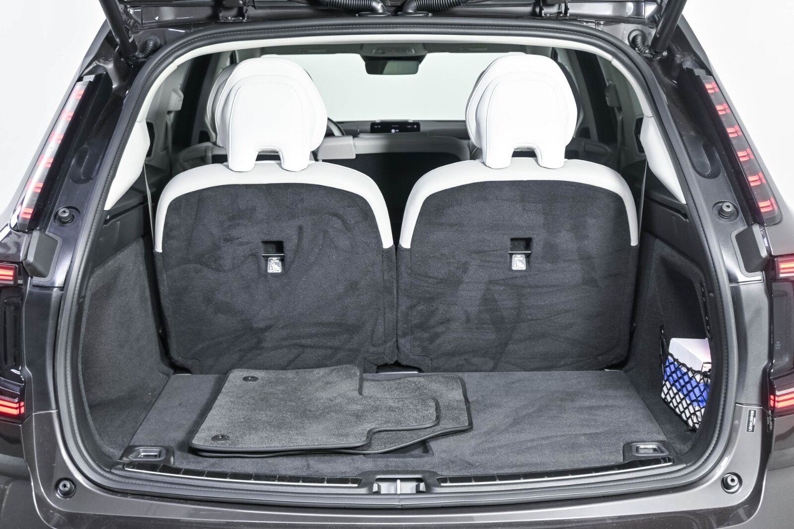 Used 2025 Volvo EX90 Ultra AWD/4WD image 30