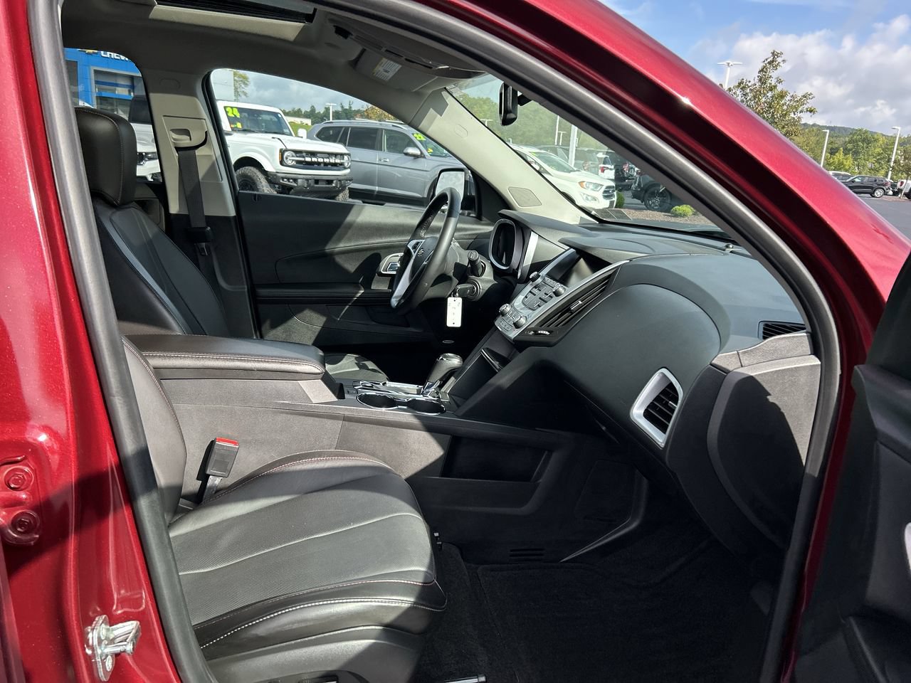 Used 2016 Chevrolet Equinox LTZ w/ Enhanced Convenience Package AWD/4WD image 13