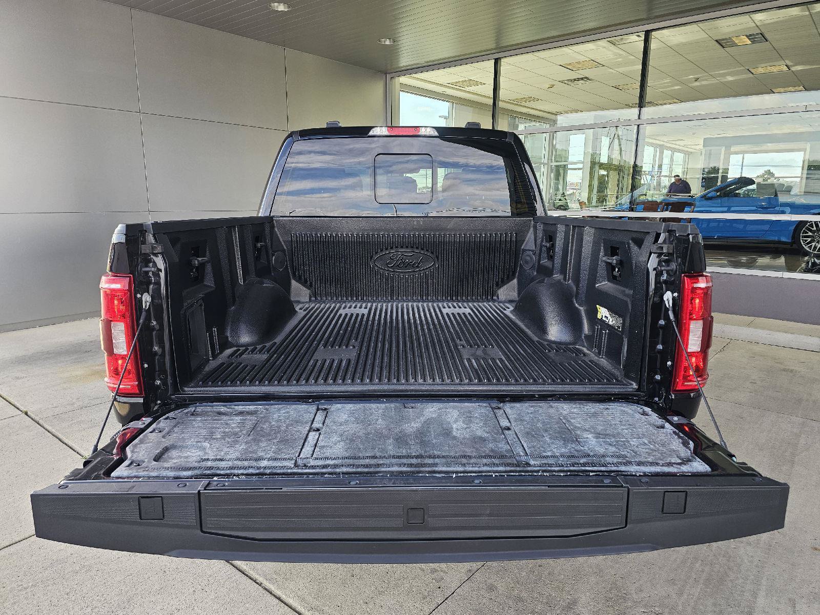 Used 2022 Ford F150 XLT w/ Equipment Group 302A High AWD/4WD image 15