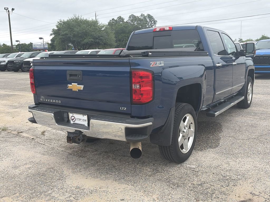 Used 2015 Chevrolet Silverado 2500 LTZ w/ Duramax Plus Package AWD/4WD image 7
