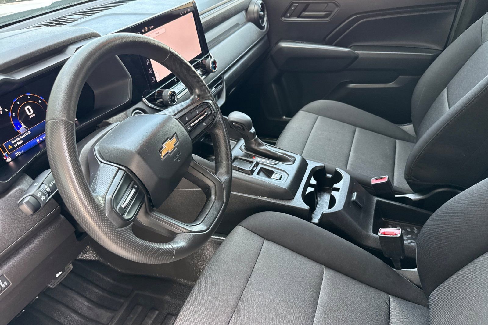 Used 2023 Chevrolet Colorado W/T image 9